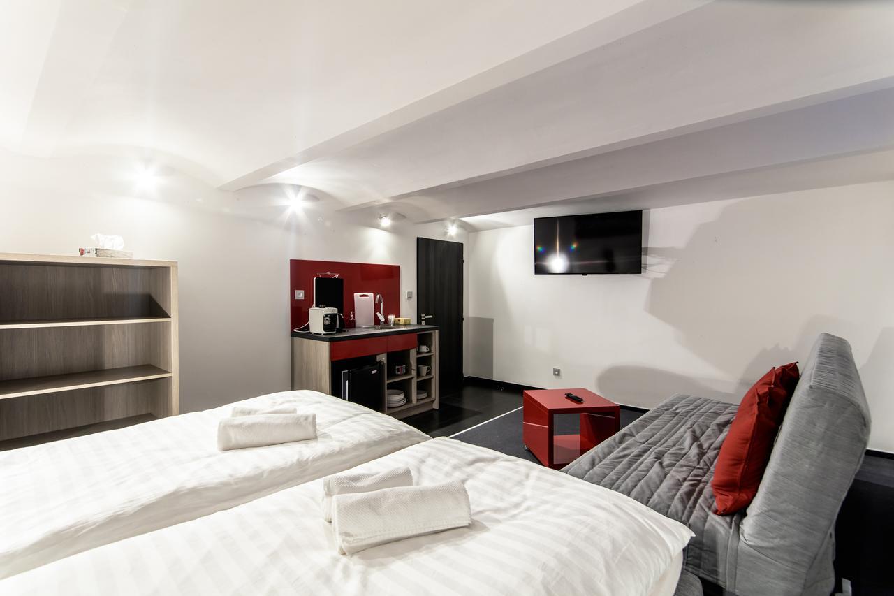 Silesia Residence オストラヴァ エクステリア 写真 A typical studio apartment